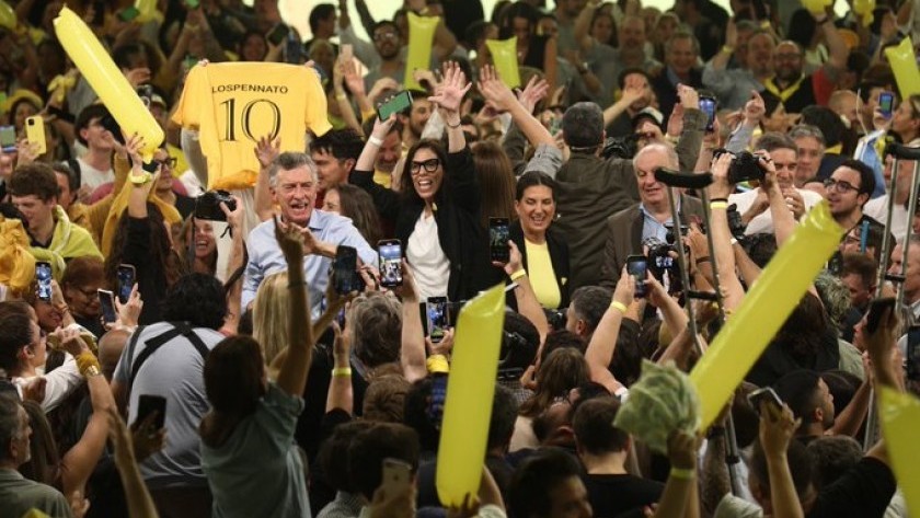 Lospennato cerró campaña con Macri y aseguró que “ni loca