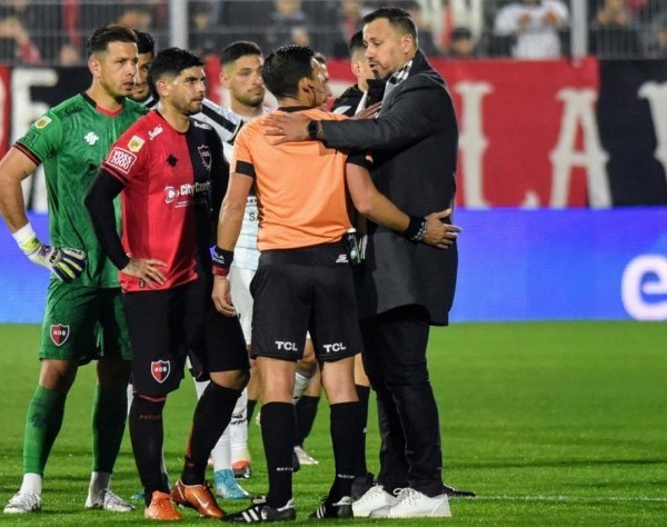 A Newell's le quedó el grito atragantado porque Central Córdoba se lo empató sobre el final