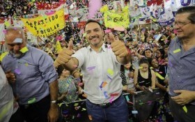 Política