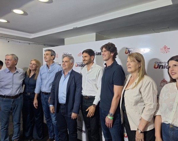 Gobernadores de Provincias Unidas hablan del 