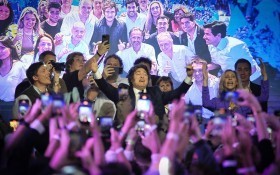 Política