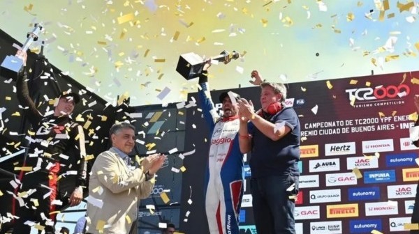 CABA: Más de 70 mil personas vivieron la fiesta del circuito callejero de TC2000