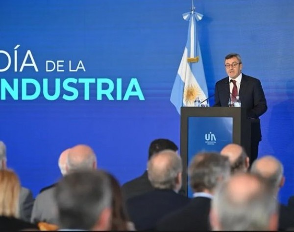 Reclamos de la UIA en el Día de la Industria: 