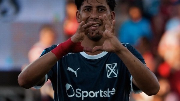 Independiente remontó ante Unión y se acerca a la Sudamericana 2027