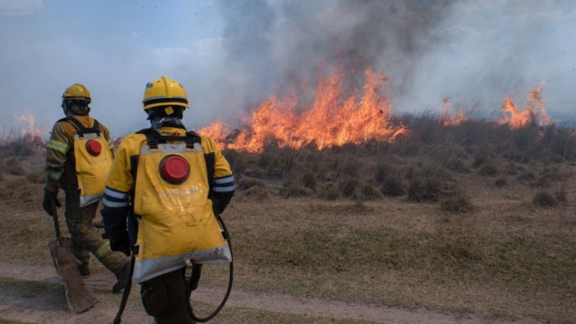 Corrientes: el gobernador Gustavo Valdés pidió ayuda a Estados Unidos para combatir el fuego